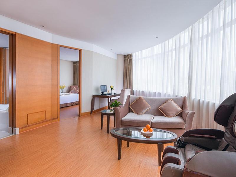 Vienna International Hotel Shenzhen Hua'Nan City Exterior photo